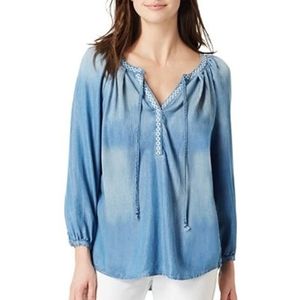 🌺 NWT Vintage America Boho Chambray Denim Top